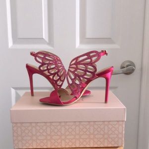 Jewel Badgley Mischka pink butterfly heels